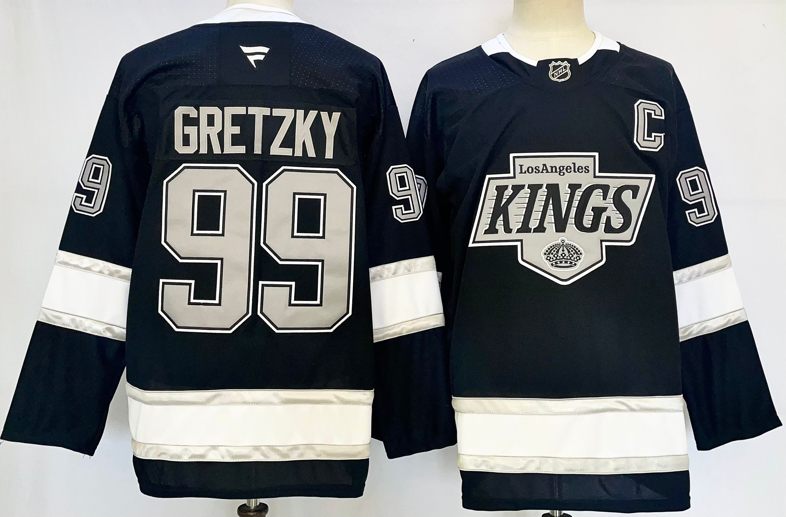 Men Los Angeles Kings #99 Gretzky Black 2025 Home Premier Player NHL Jersey->los angeles kings->NHL Jersey